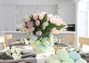 Πασχαλινό-τραπέζι:-Οι-λεπτομέρειες-που-κάνουν-τη-διαφορά-στο-πιο-όμορφο-gathering-της-άνοιξης