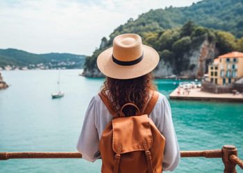 Οι-last-minute-κρατήσεις-«ζεσταίνουν»-τον-τουρισμό