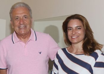 Δ.-Αβραμόπουλος-για-το-διαζύγιο-μετά-από-30-χρόνια-γάμου:-«Δεν-το-βλέπω-με-πικρία»