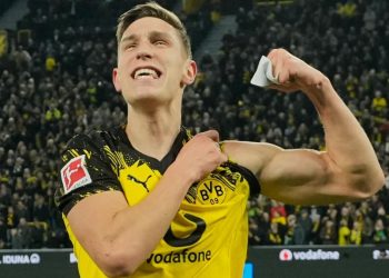 h-ρήτρα-που-έβαλε-η-Ντόρτμουντ-στο-συμβόλαιο-του-Σλότεμπεργκ