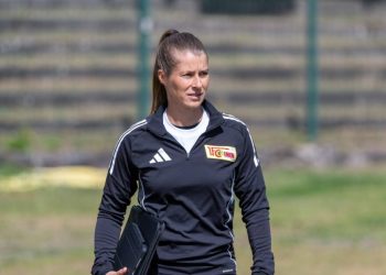 Γράφτηκε-ιστορία-στην-bundesliga:-Πρώτη-γυναίκα-προπονητής-η-Μαρί-Λουίζ-Έτα