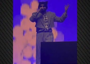 Ο-Ακύλας-ξεσήκωσε-το-Άμστερνταμ-με-το-«ferto»,-δείτε-βίντεο