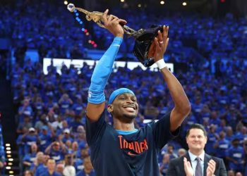 Τζέφερσον:-«Με-ακόμη-ένα-πρωτάθλημα-και-mvp-ο-Σάι-θα-είναι-στο-top-15-των-κορυφαίων-παικτών»