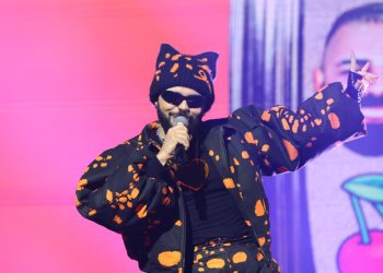 akylas:-Τραγούδησε-το-«ferto»-στο-eurovision-in-concert-του-Άμστερνταμ-και-γνώρισε-την-αποθέωση