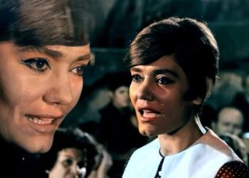 Η-ιστορία-του-«Σταλιά-σταλιά»:-Ο-Ζαμπέτας,-το-όχι-που-του-είπε-η-Βουγιουκλάκη-και-το-«μανίτσα-να-το-πω-εγώ;»-της-Μαρινέλλας