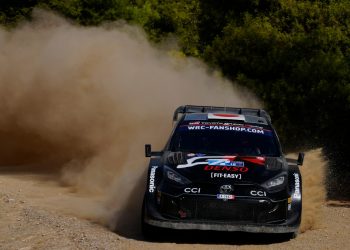 Απίστευτο-φινάλε-στην-Κροατία:-Εγκατάλειψη-Νεβίλ-και-θρίαμβος-Κατσούτα