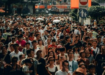 Πόσους-ανθρώπους-αντέχει-η-Γη;-Νέα-έρευνα-αλλάζει-τα-δεδομένα