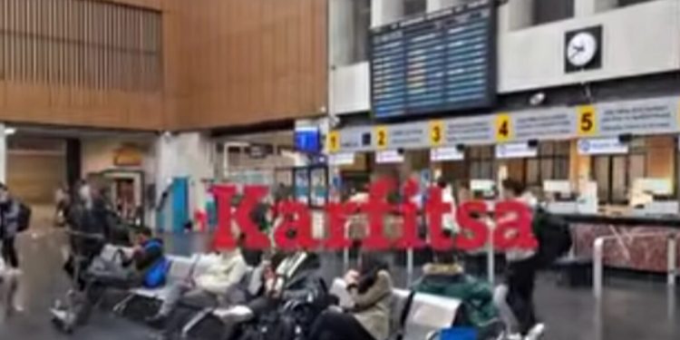 Πιερία:-Τρένο-συγκρούστηκε-με-αγριογούρουνα-–-Ταλαιπωρία-για-22-επιβάτες-αφού-δεν-μπόρεσε-να-εκτελεστεί-το-δρομολόγιο