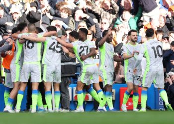 premier-league:-Πλησίασε-την-Άρσεναλ-η-Μάντσεστερ-Σίτι,-3-0-την-Τσέλσι