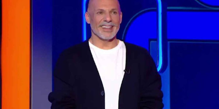 Νίκος-Μουτσινάς:-Τα-πρώτα-λόγια-στην-πρεμιέρα-του-«lingo»