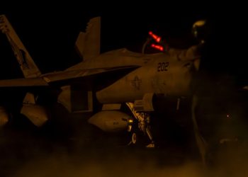 Πως-μια-κινεζική-εταιρεία-παρακολουθούσε-τα-αμερικανικά-βομβαρδιστικά-με-την-βοήθεια-τεχνητής-νοημοσύνης