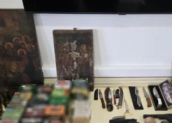 Ηράκλειο:-Βρέθηκε-οπλοστάσιο-στο-σπίτι-60χρονου-μετά-από-έρευνα-για-ενδοοικογενειακή-βία