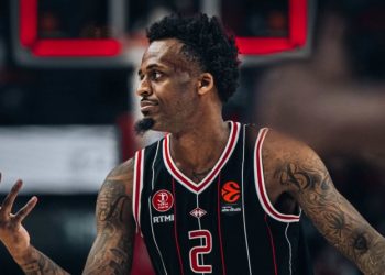 Μακάμπι-Χάποελ-88-99:-Στα-playoffs-η-ομάδα-του-Δημήτρη-Ιτούδη