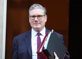 Βρετανία:-«Μπλόκο»-Στάρμερ-στον-αποκλεισμό-των-Στενών-του-Ορμούζ-–-Κίνηση-για-συμμαχία