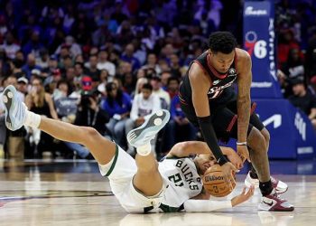 Οι-Σίξερς-διέλυσαν-τους-Μπακς-και-θα-διεκδικήσουν-θέση-στα-playoffs-μέσω-του-play-in