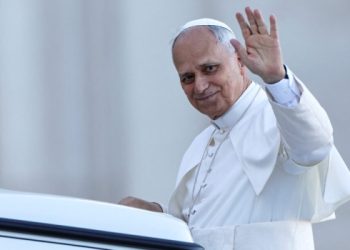 Ο-Τραμπ-καταφέρεται-εναντίον-του-πάπα-Λέοντα-–-Είναι-«υπερβολικά-φιλελεύθερος»