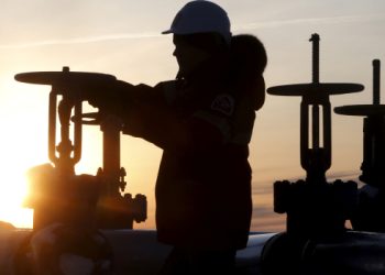 Πόλεμος-στο-Ιράν:-«Χρυσά»-πονταρίσματα-950-εκατ-δολ.-στο-πετρέλαιο-λίγο-πριν-ανακοινωθεί-η-εκεχειρία