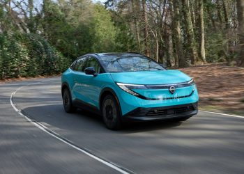 Το-νέο-nissan-leaf-είναι-το-«women’s-worldwide-car-of-the-year»