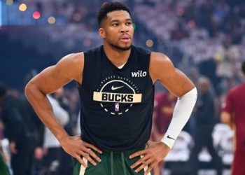 Αντετοκούνμπο:-«Δεν-ξέρω-αν-ήταν-το-τελευταίο-μου-ματς-με-τους-Μπακς-–-Δεν-μου-έχουν-προσφέρει-συμβόλαιο…»