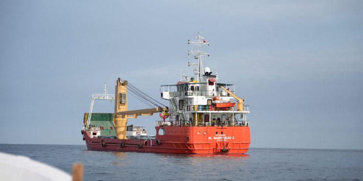 Οι-ΗΠΑ-κλείνουν-τα-λιμάνια-του-Ιράν-και-τα-Στενά-του-Ορμούζ-–-Τραμπ:-«Δεν-με-νοιάζει-αν-επιστρέψουν-στις-διαπραγματεύσεις»