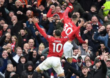 Με-Φιορεντίνα-–-Λάτσιο-και-Μάντσεστερ-Γιουνάιτεντ-–-Λιντς-οι-αθλητικές-μεταδόσεις