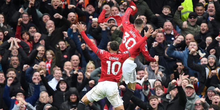 Με-Φιορεντίνα-–-Λάτσιο-και-Μάντσεστερ-Γιουνάιτεντ-–-Λιντς-οι-αθλητικές-μεταδόσεις