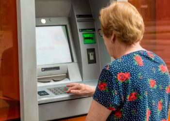 Ποιοι-συνταξιούχοι-παίρνουν-υψηλότερο-εφάπαξ-το-2026-και-σε-ποια-ταμεία-καταγράφονται-μειώσεις