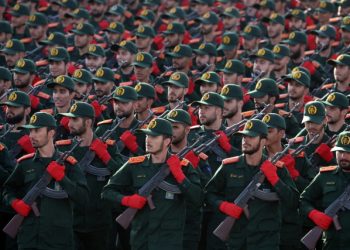 Ιράν:-«Κανένα-λιμάνι-στον-Περσικό-Κόλπο-και-τη-Θάλασσα-του-Ομάν-δεν-θα-είναι-ασφαλές»-αν-οι-ΗΠΑ-απειλήσουν-τα-δικά-μας