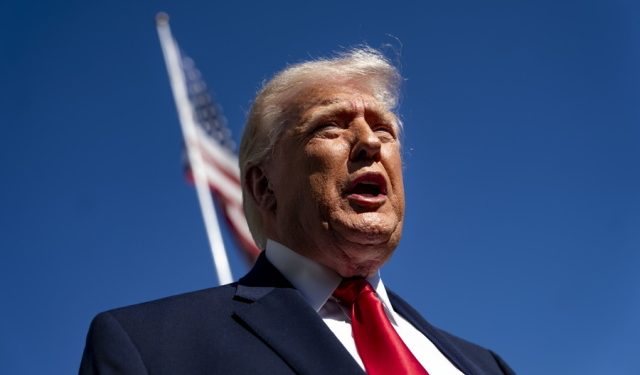 o-Τραμπ-αποκλείει-από-σήμερα-τα-ιρανικά-λιμάνια,-σκέφτεται-νέες-επιθέσεις:-«Δεν-με-ενδιαφέρει-αν-η-Τεχεράνη-επιστρέψει-στις-συνομιλίες»