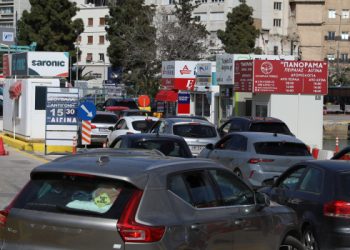 Επιστρέφουν-οι-εκδρομείς-του-Πάσχα-–-Συνεχείς-οι-αφίξεις-πλοίων-στα-λιμάνια-της-Αττικής