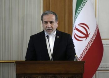 tηλεφωνική-επικοινωνία-Αραγτσί-με-Μπαρό-για-τις-εξελίξεις-στη-Μέση-Ανατολή