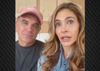 Ο-Ρόμπι-Γουίλιαμς-και-η-σύζυγός-του-ζητούν-την-απαγόρευση-των-social-media-για-παιδιά-στο-Ηνωμένο-Βασίλειο