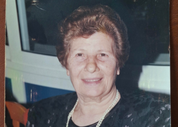 Πέθανε-η-Ελένη-Δαγκλή