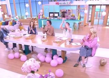 Οι-συντελεστές-του-«super-Κατερίνα»-ευχήθηκαν-on-air-στην-Κατερίνα-Καινούργιου