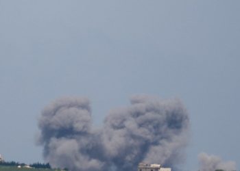 Αντίστροφη-μέτρηση-για-τον-αποκλεισμό-των-λιμανιών-του-Ιράν-–-Βομβαρδίζεται-ο-Λίβανος,-σειρήνες-στο-Ισραήλ-από-ρουκέτες-της-Χεζμπολάχ