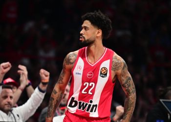 h-euroleague-«υποκλίθηκε»-στον-Τάιλερ-Ντόρσεϊ-του-Ολυμπιακού