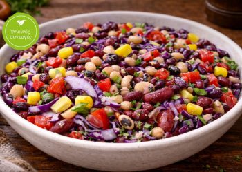 Νηστίσιμη-σαλάτα-γεμάτη-βιταμίνες