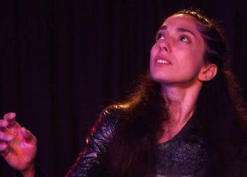 Πώς-στην-«Περσεφόνη»-του-Ρίτσου-και-με-τη-ματιά-της-Λυσάνδρας-Αναστασοπούλου,-ο-έρωτας-και-ο-θάνατος-είναι-αλληλένδετοι