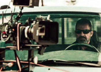 Ο-Κώστας-Καραθωμάς-στο-newsbeast-για-το-ελληνικό-αστυνομικό-θρίλερ,-«Το-Μυστικό-του-Δάσους»