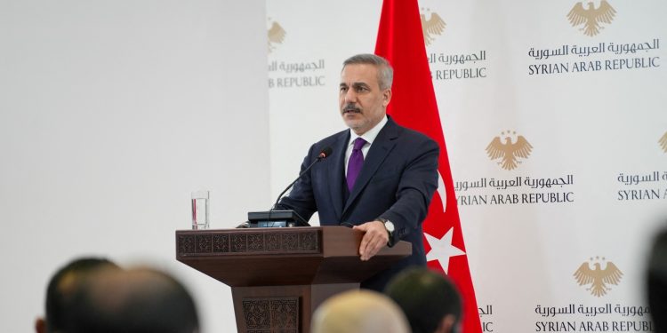 Φιντάν:-Η-συνεργασία-Ελλάδας-και-Κύπρου-με-το-Ισραήλ-φέρνει-προβλήματα-και-πόλεμο