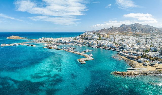 Η-Νάξος-στα-πιο-ελκυστικά-ηλιόλουστα-μέρη-της-Ευρώπης-για-τους-Ιρλανδούς,-σύμφωνα-με-διεθνή-μέσα