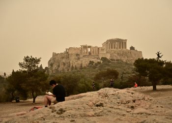 Καιρός:-Αφρικανική-σκόνη-και-λασποβροχές-από-την-Τρίτη-–-Σε-υψηλά-επίπεδα-η-θερμοκρασία