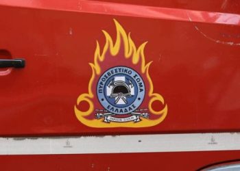 Εβαλαν-φωτιά-σε-κάδο-απορριμμάτων-στον-Τύρναβο