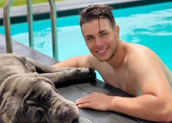 Αλέξανδρος-Κοψιάλης:-11-χρόνια-μετά,-επέστρεψε-στο-στρατόπεδο-που-υπηρέτησε-και-συγκινήθηκε