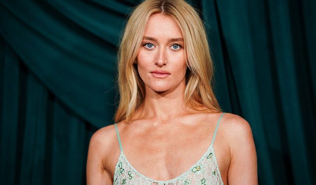 Σάρα-Πίτζεον:-Από-το-«love-story»-στο-πλευρό-του-Κέβιν-Κόστνερ