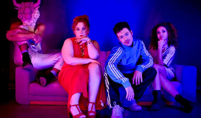 «Φαιδρότητα»:-Τελικά,-ποια-είναι-η-λεπτή-γραμμή-που-χωρίζει-το-τραγικό-από-το-φαιδρό;