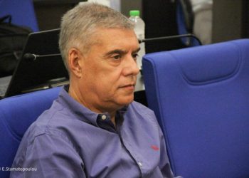 Αγοραστός-για-Μικτό-Κέντρο-Διημέρευσης-–-Ημερήσιας-Φροντίδας:-Έργο-άλλων,-ανακοίνωση-δική-του-–-το-πολιτικό-cosplay-του-κ.-Κουρέτα