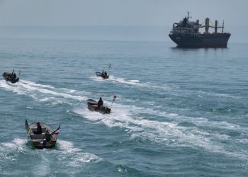 Ποιες-είναι-οι-τρεις-επιλογές-του-Ιράν-για-να-απαντήσει-στον-ναυτικό-αποκλεισμό-των-Στενών-του-Ορμούζ