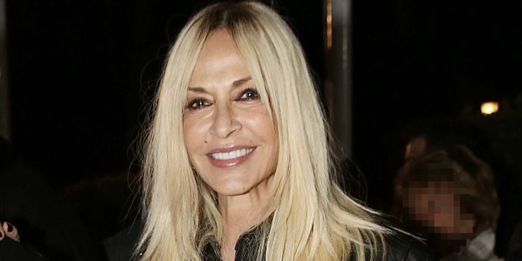 Η-Άννα-Βίσση-κυκλοφόρησε-απόσπασμα-από-το-νέο-της-τραγούδι-που-θα-βγει-στις-24-Απριλίου