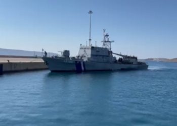 Νέα-επιχείρηση-διάσωσης-60-παράνομων-μεταναστών-νότια-των-Καλών-Λιμένων-από-γαλλικό-πολεμικό-πλοίο-και-αεροσκάφος-της-frontex